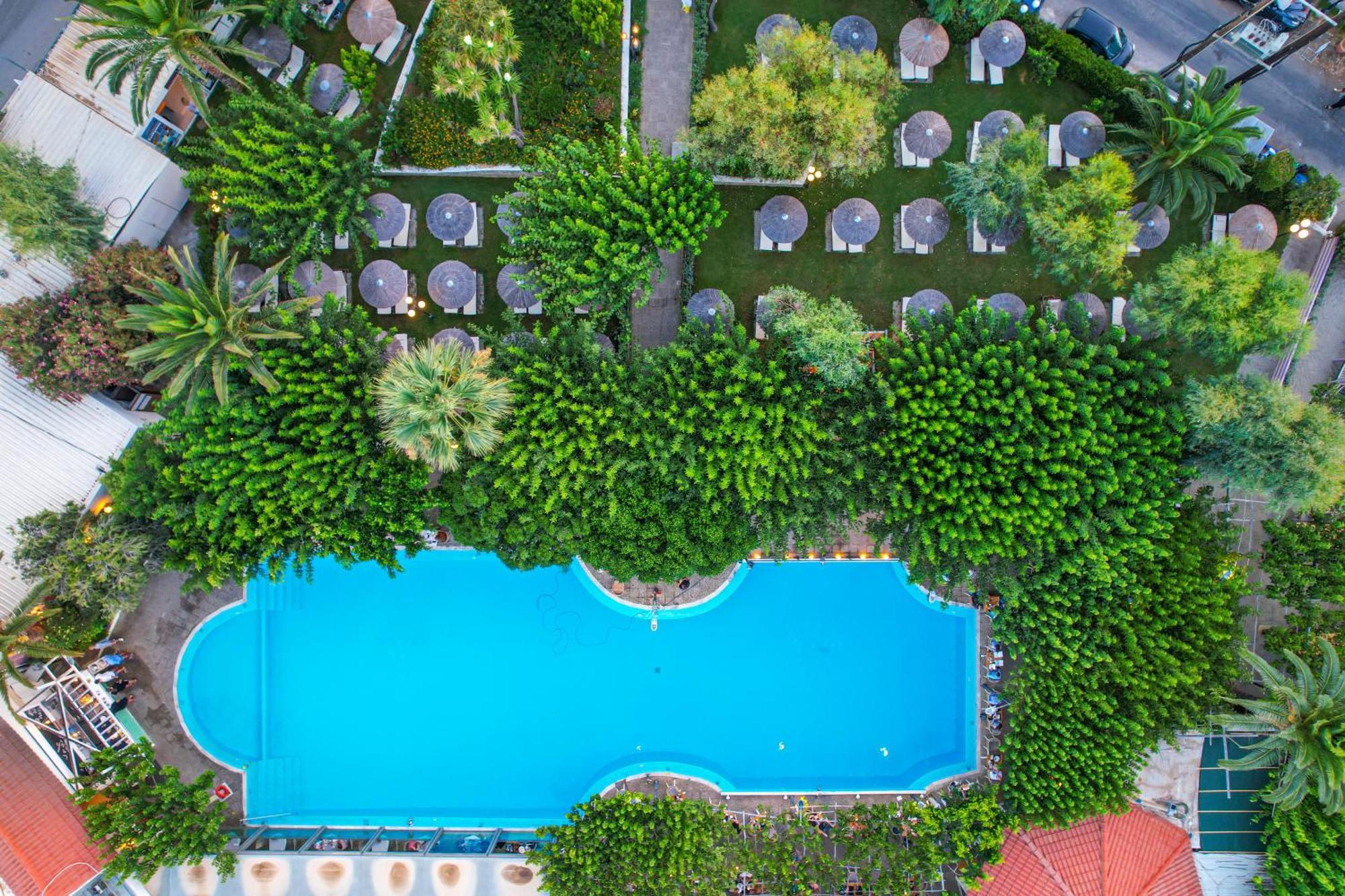 Corissia Princess Hotel เยโอริยิอูโปลิส ภายนอก รูปภาพ