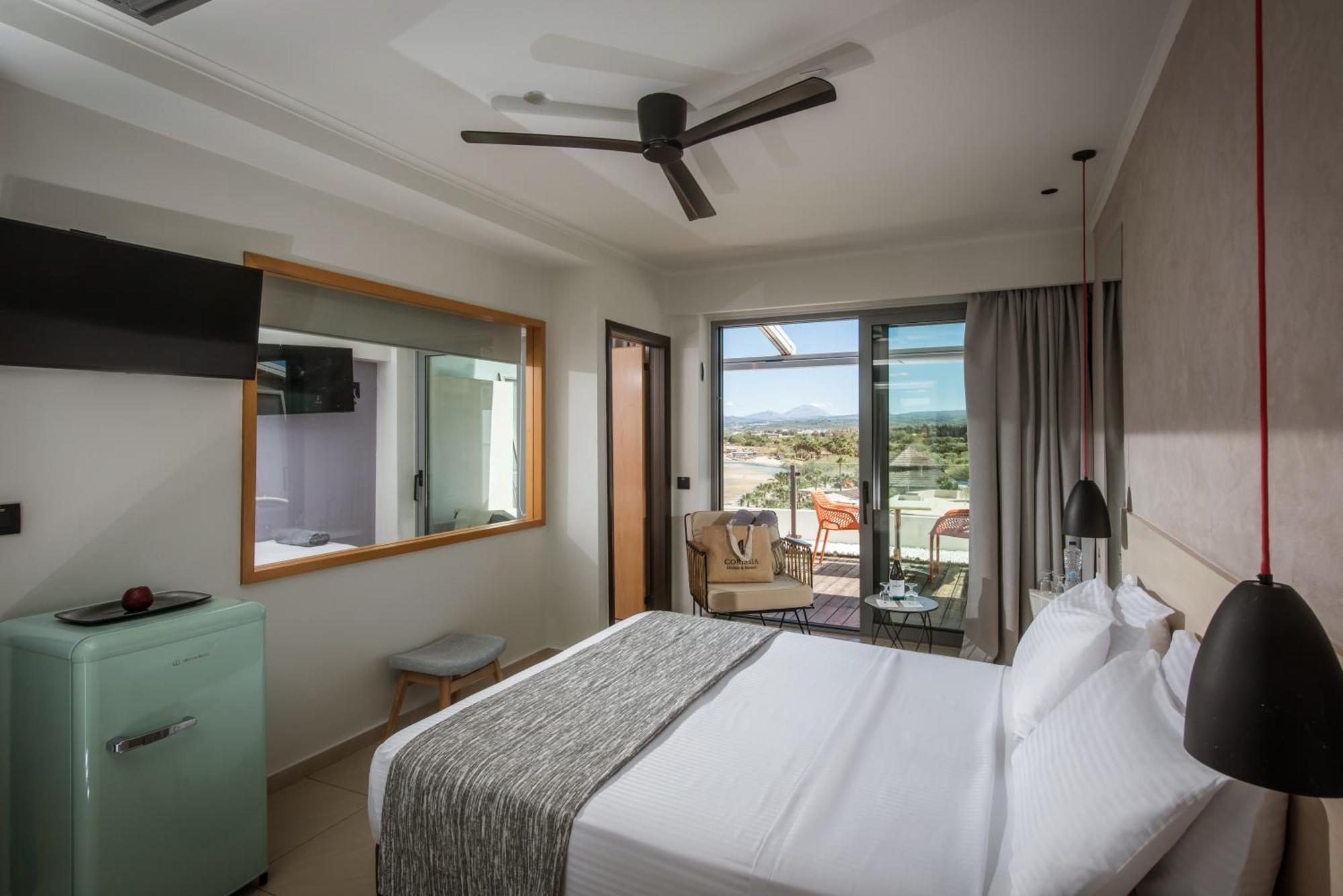 Corissia Princess Hotel เยโอริยิอูโปลิส ภายนอก รูปภาพ